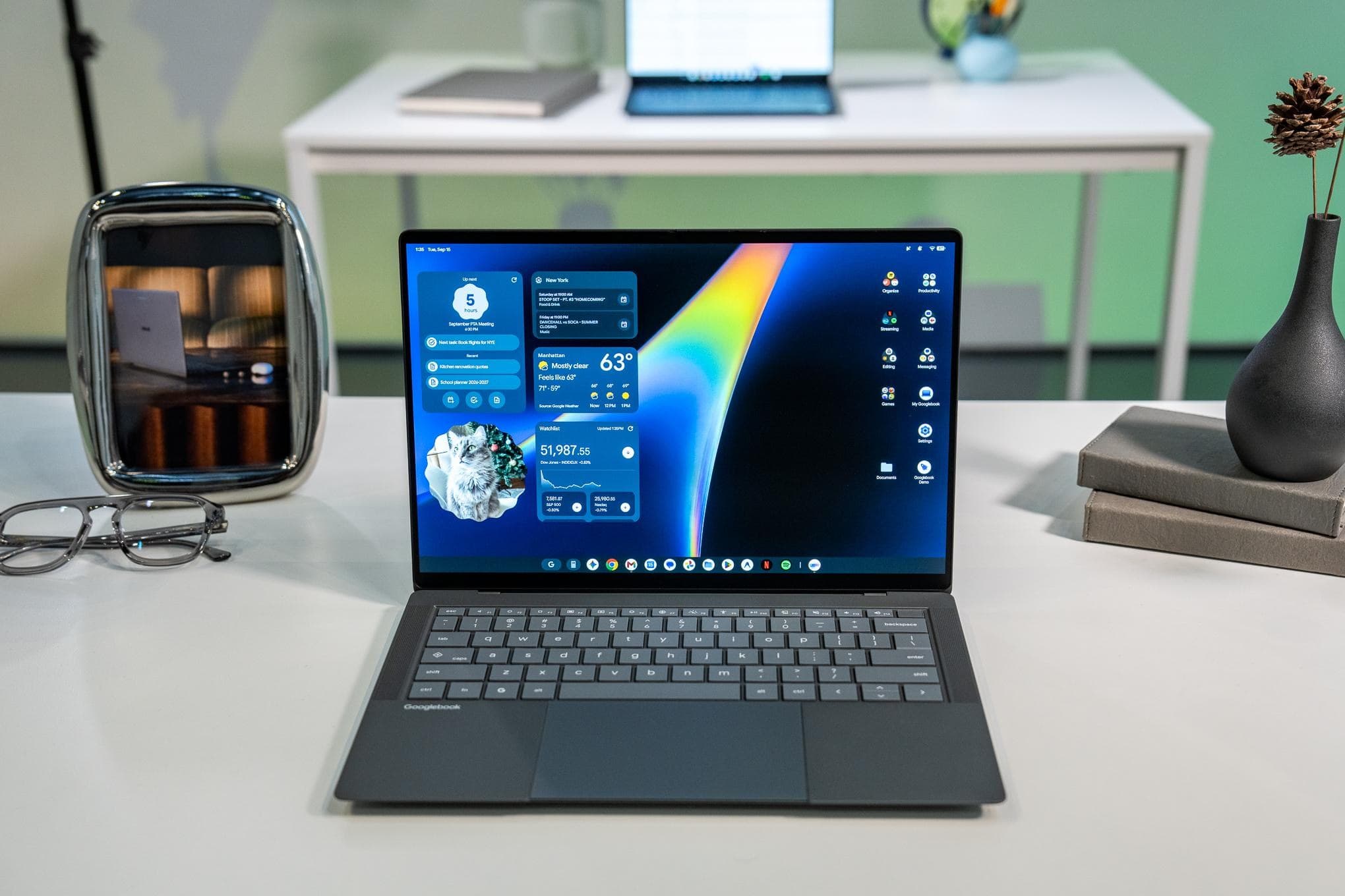 This Asus Googlebook is one of the Intel models that may have issues.