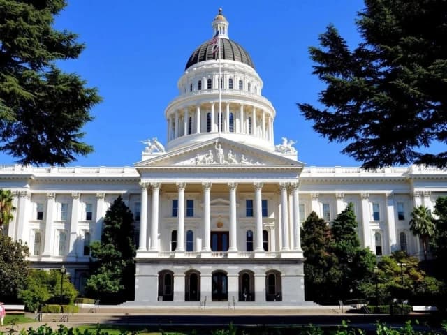 California recognizes Eidul Fitr and Eidul Azha as official state holidays