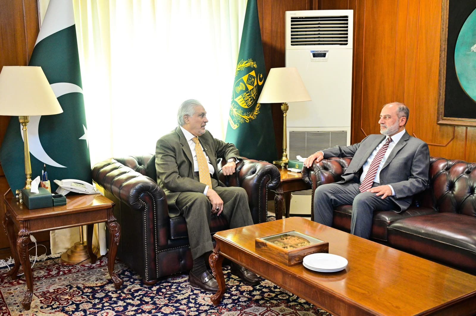 Makkah Alliance first secretary general calls on DPM/FM Ishaq Dar