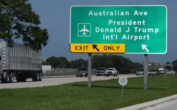 Trump’s Palm Beach Airport Renaming Fails to Take Off Trump’s Palm Beach Airport Renaming Fails to Take Off