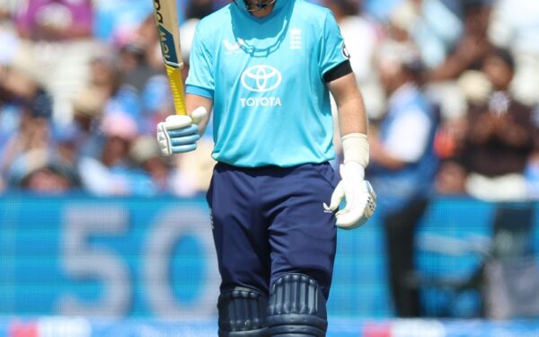 Root reclaims top ten spot in ODI rankings Root reclaims top ten spot in ODI rankings