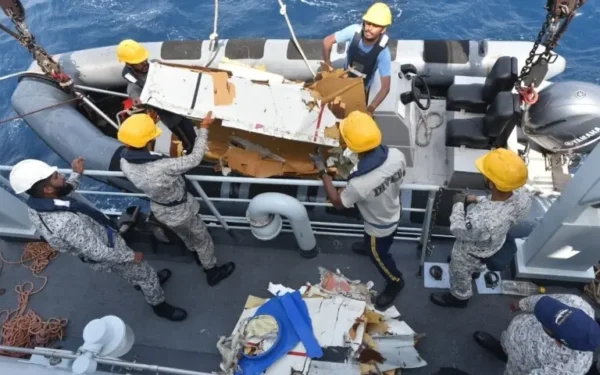Families of Missing Crew Face Uncertainty After Cargo Plane Crash Families of Missing Crew Face Uncertainty After Cargo Plane Crash