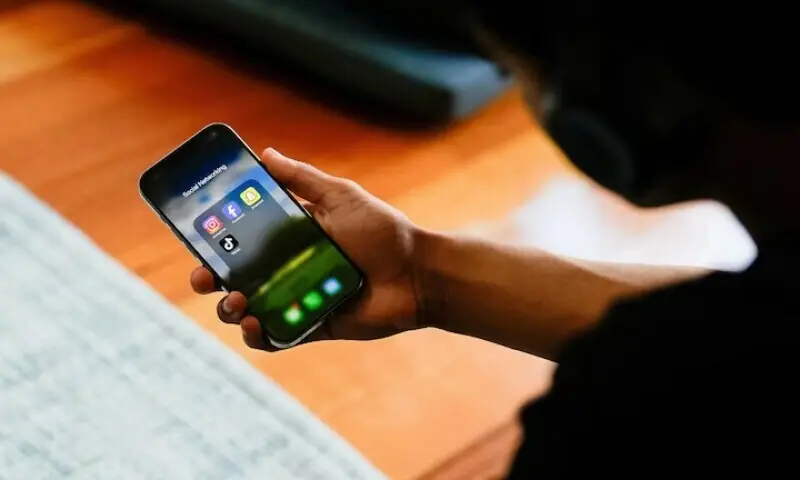 Punjab Assembly Proposes Ban on Social Media for Minors Without Parental Consent Punjab Assembly Proposes Ban on Social Media for Minors Without Parental Consent