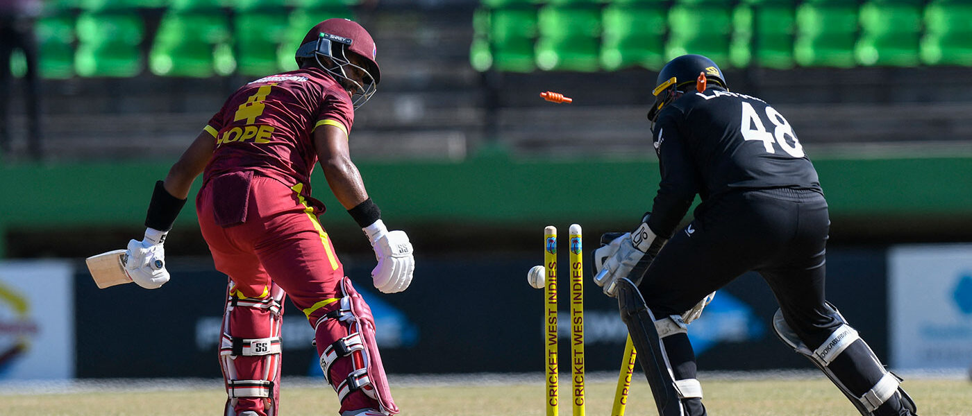 Lennox's Spin Masterclass Helps New Zealand Take Series Lead Lennox's Spin Masterclass Helps New Zealand Take Series Lead