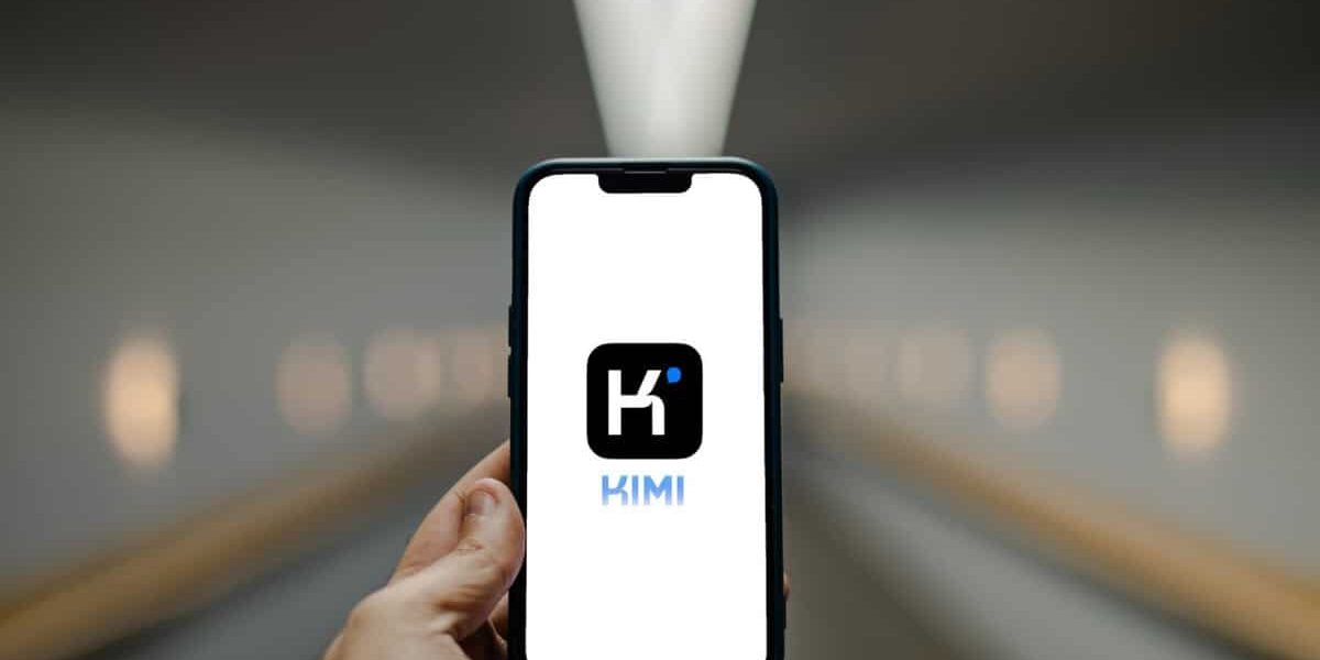 Chinese AI Model Kimi K3 Claims to Be Claude, Sparking Distillation Debate Chinese AI Model Kimi K3 Claims to Be Claude, Sparking Distillation Debate