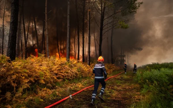 Climate crisis intensifies Europe’s wildfire weather Climate crisis intensifies Europe’s wildfire weather