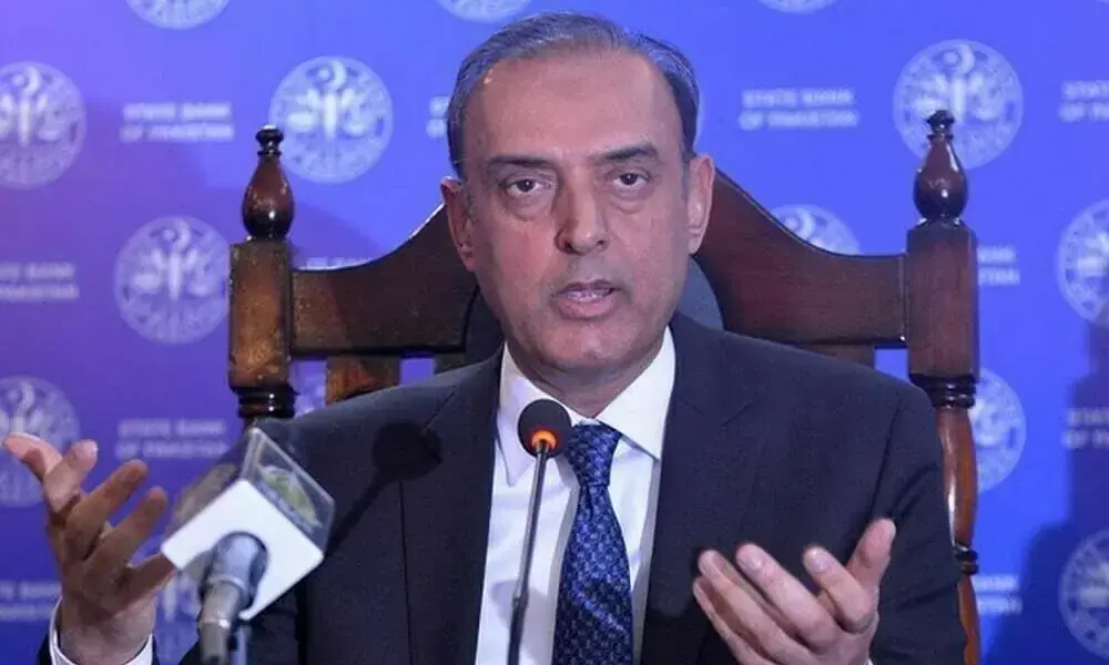 SBP Governor Praises Launch of Co-Branded Debit Card SBP Governor Praises Launch of Co-Branded Debit Card