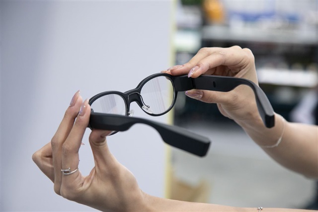 Smart glasses focus shifts to AI and usability Smart glasses focus shifts to AI and usability
