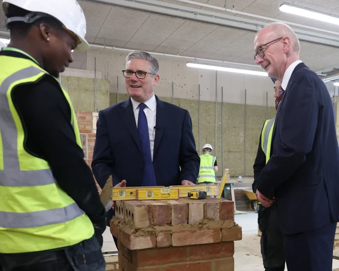 Labour Secretary Calls for Shift in Welfare Approach Labour Secretary Calls for Shift in Welfare Approach