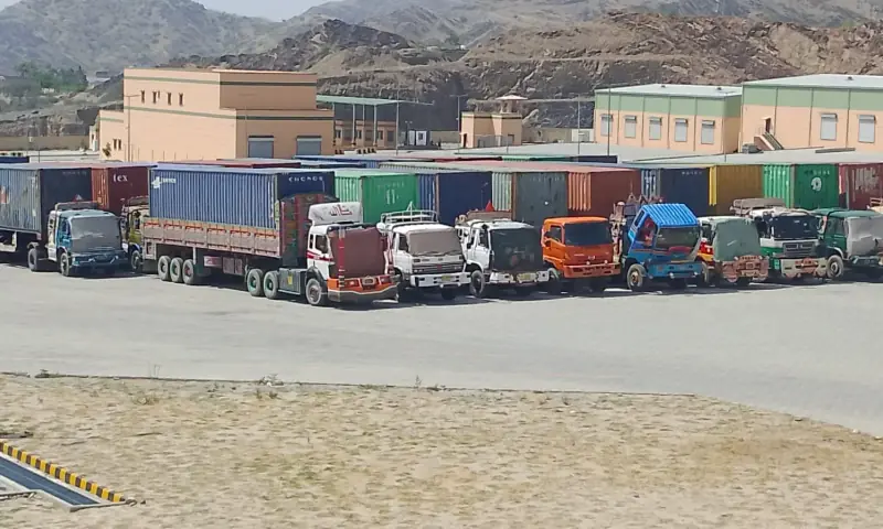 Pakistan permits WFP containers to enter Afghanistan via Torkham Pakistan permits WFP containers to enter Afghanistan via Torkham