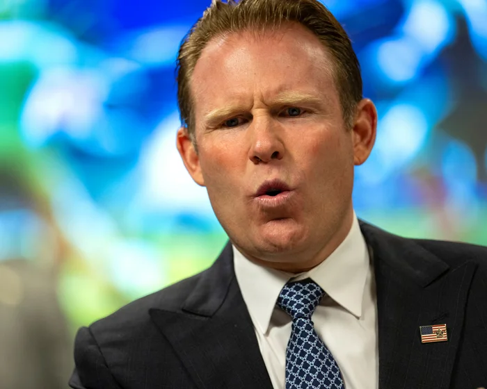 White House official defends Trump’s lobbying over US player red card White House official defends Trump’s lobbying over US player red card