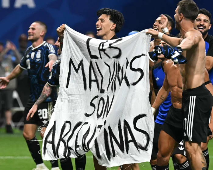 Argentina celebrate World Cup win with Falklands banner Argentina celebrate World Cup win with Falklands banner