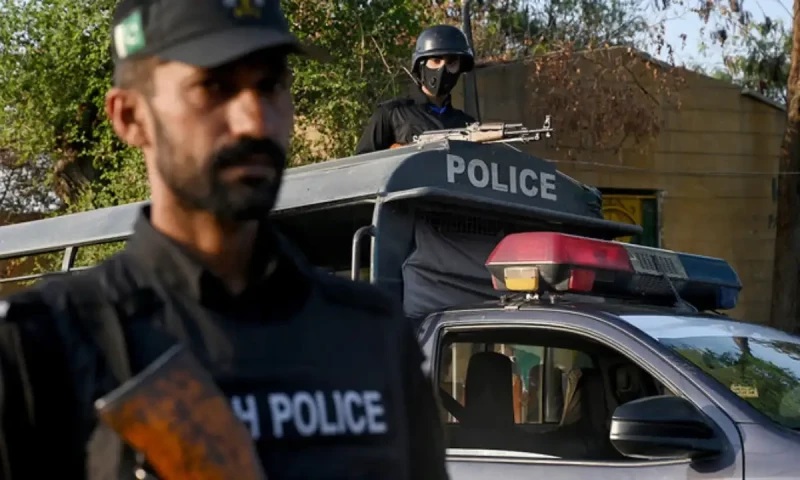 Three Police Officials Suspended for Refusing to Register FIR Three Police Officials Suspended for Refusing to Register FIR