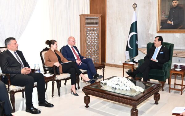 Acting President Welcomes Croatian Businesses to Pakistan Acting President Welcomes Croatian Businesses to Pakistan