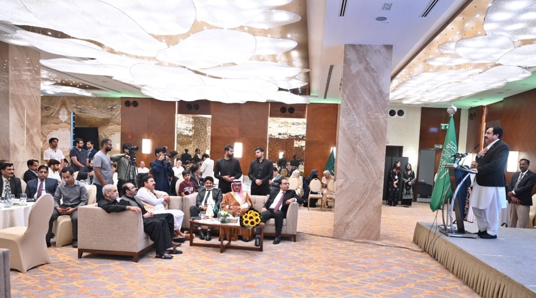Pakistan, Saudi Arabia Strengthen Ties Based on Shared Values Pakistan, Saudi Arabia Strengthen Ties Based on Shared Values