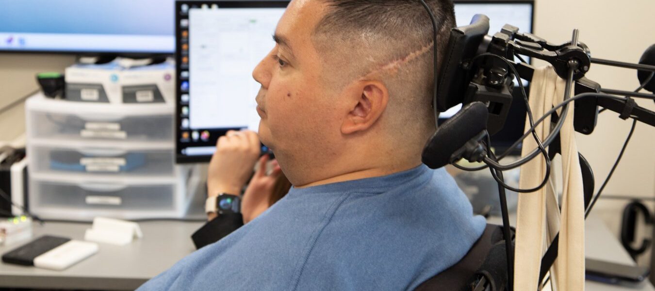 Brain implant helps paralysed man regain hand sensation and movement Brain implant helps paralysed man regain hand sensation and movement