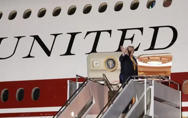 Trump switches to new Air Force One in Britain after leaving Turkiye Trump switches to new Air Force One in Britain after leaving Turkiye