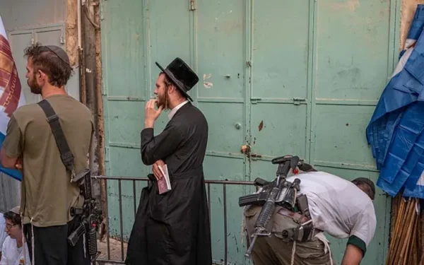 Israeli minister breaches Al-Aqsa mosque compound during Tisha B’Av Israeli minister breaches Al-Aqsa mosque compound during Tisha B’Av