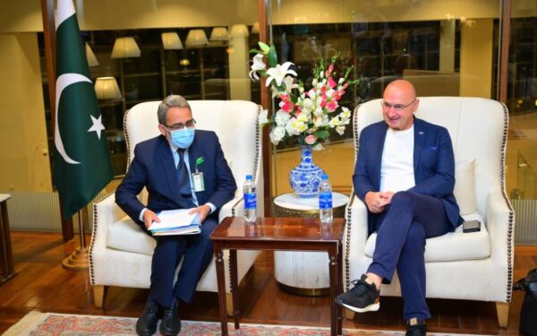 Croatian FM arrives in Islamabad for one-day visit Croatian FM arrives in Islamabad for one-day visit
