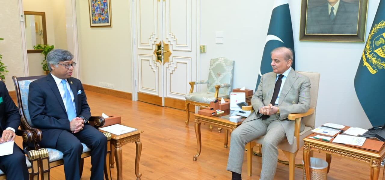 PM Shehbaz Praises SAARC Secretary General’s Service