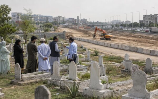 CDA Relocates Graves for Islamabad Road Project CDA Relocates Graves for Islamabad Road Project