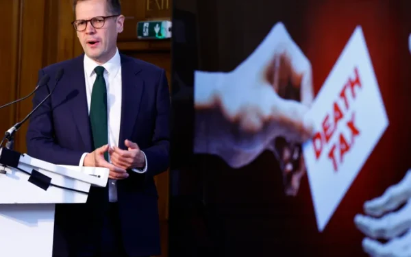 Reform UK faces scrutiny over donation timing Reform UK faces scrutiny over donation timing