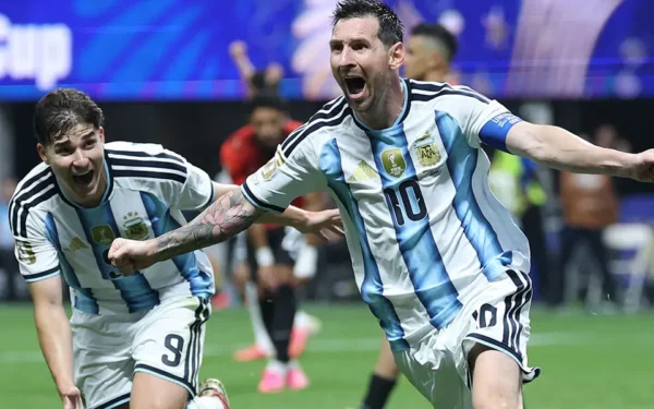 Messi’s penalty struggles continue as Argentina fight back Messi’s penalty struggles continue as Argentina fight back