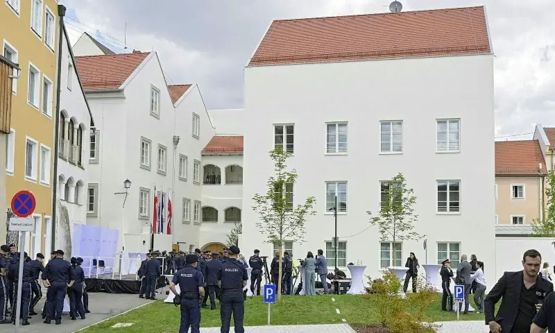 Austria turns Hitler’s birthplace into police station