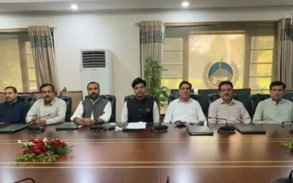 KP Government Withdraws Controversial Clauses from Law Expanding Lawmakers' Privileges KP Government Withdraws Controversial Clauses from Law Expanding Lawmakers' Privileges