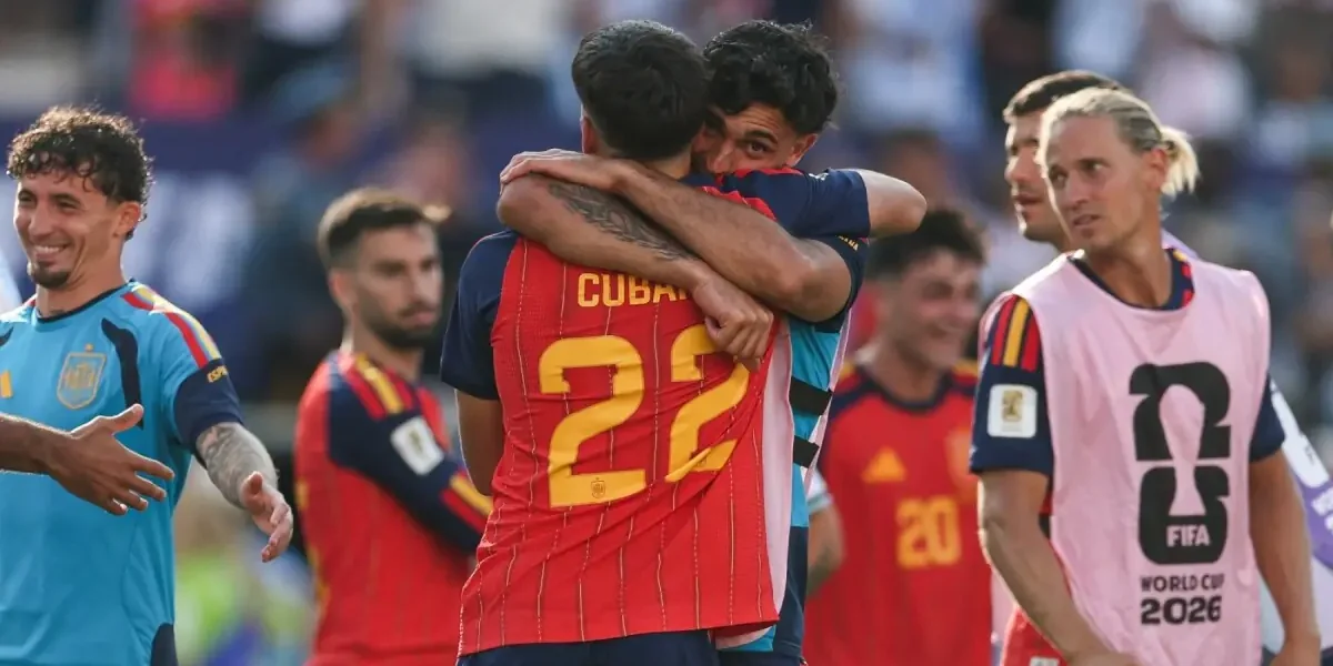 Argentina dominate Spain to clinch World Cup Argentina dominate Spain to clinch World Cup
