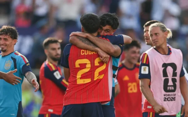 Argentina dominate Spain to clinch World Cup Argentina dominate Spain to clinch World Cup