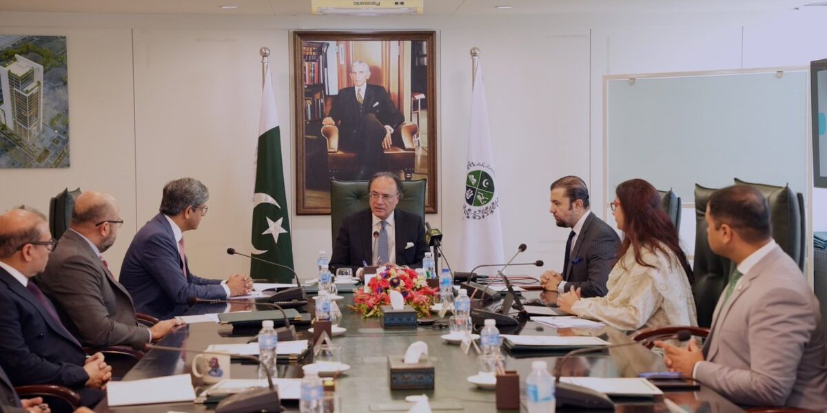 Finance Minister Visits SECP to Review Capital Market Reforms