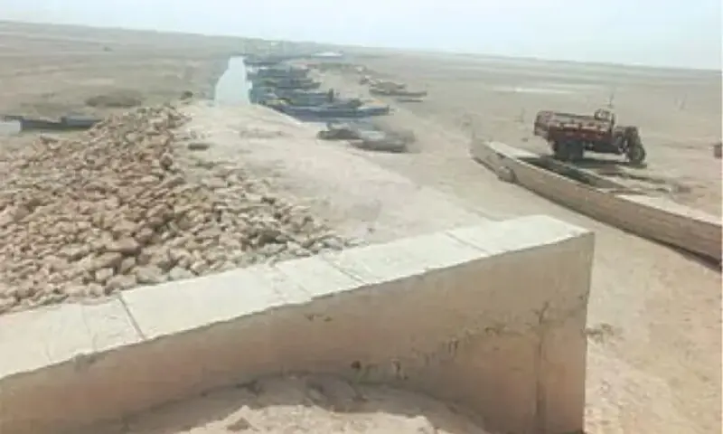 Manchhar Lake Dries Up as Fishing Communities Struggle Manchhar Lake Dries Up as Fishing Communities Struggle