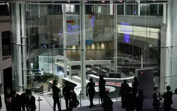Japan’s Nikkei Rebounds as AI Shares Gain, Oil Prices Hinder Japan’s Nikkei Rebounds as AI Shares Gain, Oil Prices Hinder