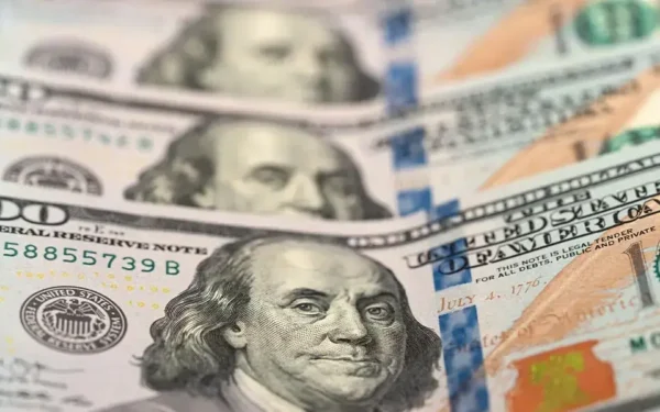 Pakistani rupee gains against US dollar Pakistani rupee gains against US dollar