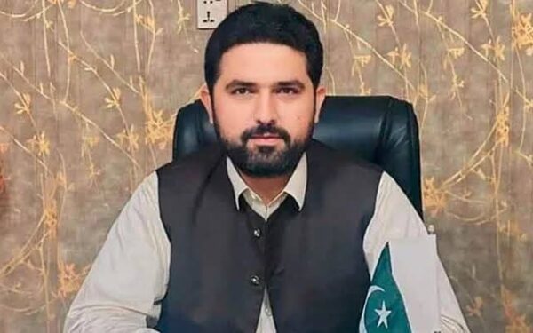 CM Afridi urges improved citizen-friendly policing in Peshawar
