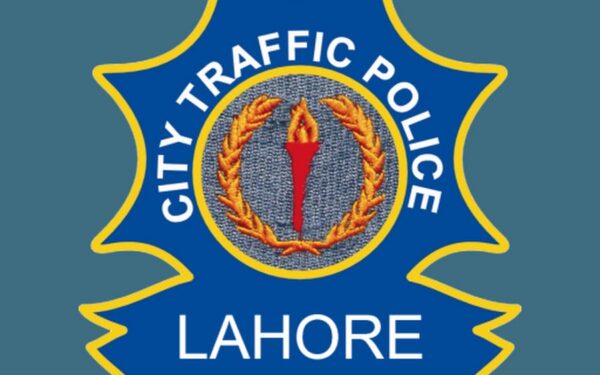 Lahore Traffic Police Impound Truck with Outstanding E-Challan Lahore Traffic Police Impound Truck with Outstanding E-Challan