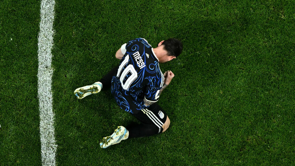Argentina Reaches World Cup Final with Dramatic Victory Over England