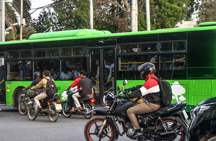Passengers Call for Lower Transport Fares Despite Fuel Price Drops Passengers Call for Lower Transport Fares Despite Fuel Price Drops