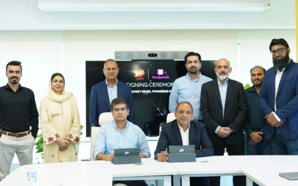 Jazz Business and Foodpanda Partner to Enhance Connectivity for Delivery Riders