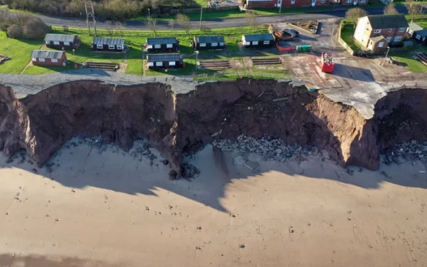UK faces severe coastal flooding threat under climate change UK faces severe coastal flooding threat under climate change