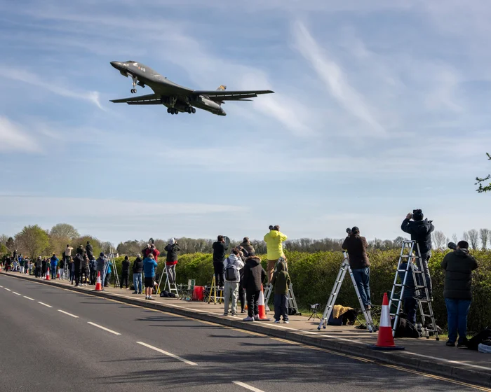 UK Warned by Iran to Defend Self Over US Bases
