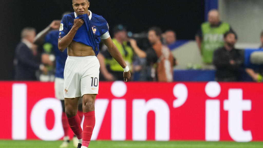 France loses to Spain in World Cup semi-final France loses to Spain in World Cup semi-final