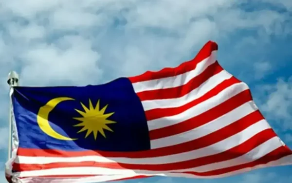 Malaysia's Economy Grows 5.8% in Q2, Services Drive Growth Malaysia's Economy Grows 5.8% in Q2, Services Drive Growth