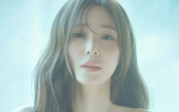 Tiffany Young Releases Solo Album ‘Edge of Calm’ Tiffany Young Releases Solo Album ‘Edge of Calm’