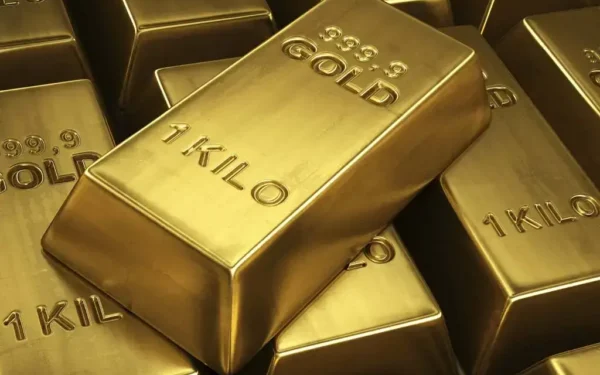 Gold prices fall in Pakistan as international market declines Gold prices fall in Pakistan as international market declines