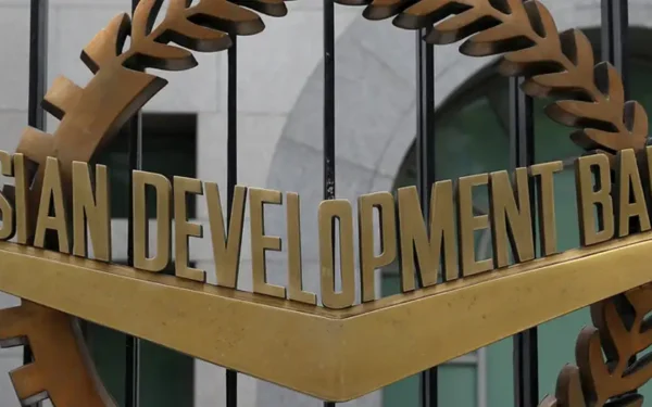 ADB to advise Privatization Commission on Islamabad International Airport outsourcing ADB to advise Privatization Commission on Islamabad International Airport outsourcing