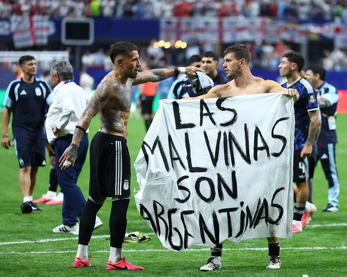 White House supports Argentina players over Falklands banner White House supports Argentina players over Falklands banner