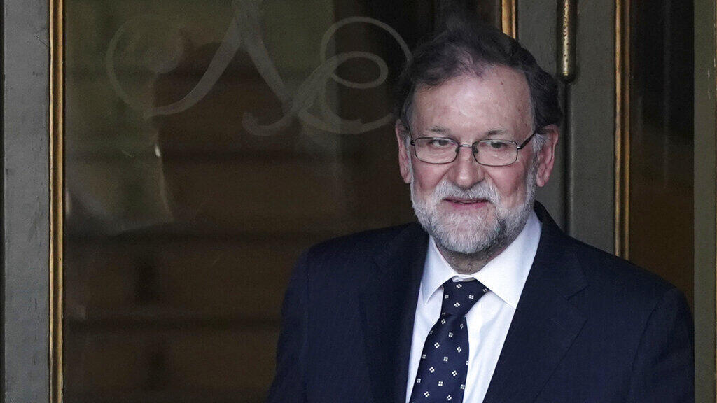 Ex-Spanish PM faces backlash over racist remarks on French football team Ex-Spanish PM faces backlash over racist remarks on French football team