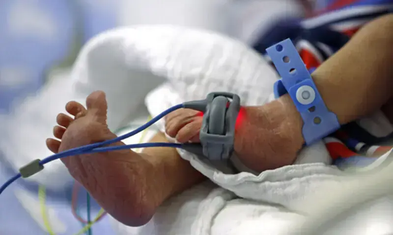 Turkish doctors fined for performing C-sections Turkish doctors fined for performing C-sections